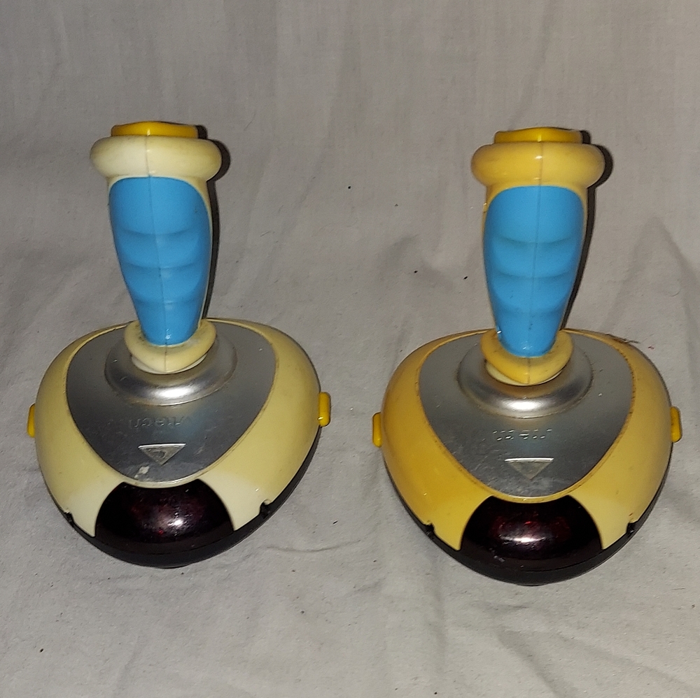 2 Vintage vtech joy sticks